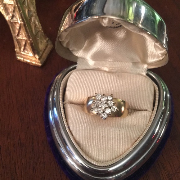 14k Gold Diamond cluster ring w/ appraisal Vintage - Picture 5 of 13